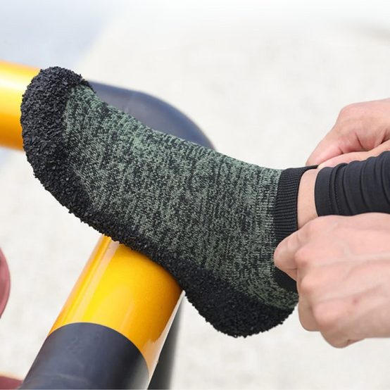 גרבי ספורט קלות ונוחות