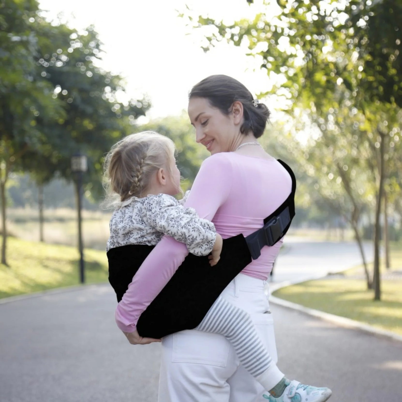 מנשא כתף מאובטח לתינוק